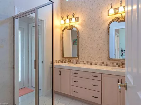 Bath - 1620 3rd St S, Naples, FL 34102 photo 2 of 3