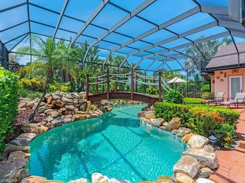 Exterior - 1620 3rd St S, Naples, FL 34102 photo 2 of 4