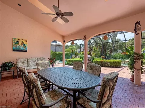 Exterior - 1620 3rd St S, Naples, FL 34102 photo 4 of 4