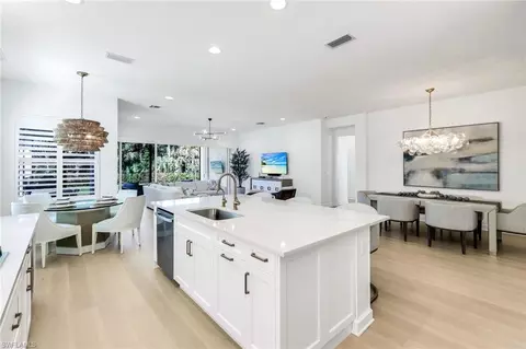 Kitchen - 12255 Bonnet Dr, Naples, FL 34120 photo 7 of 7