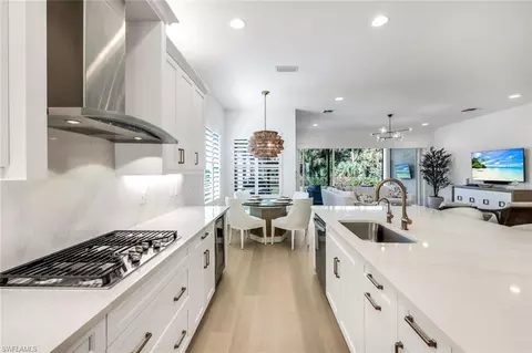 Kitchen - 12255 Bonnet Dr, Naples, FL 34120 photo 3 of 7