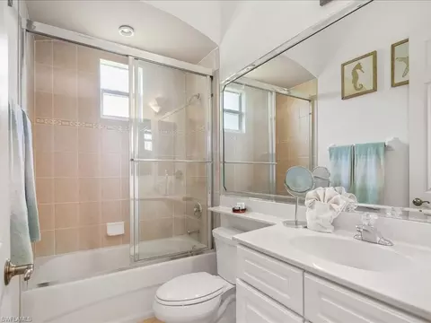 Bath - 6901 Bent Grass Dr, Naples, FL 34113 photo 3 of 3