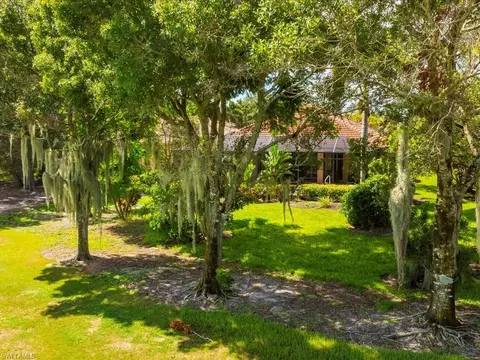 Exterior - 6901 Bent Grass Dr, Naples, FL 34113 photo 10 of 13