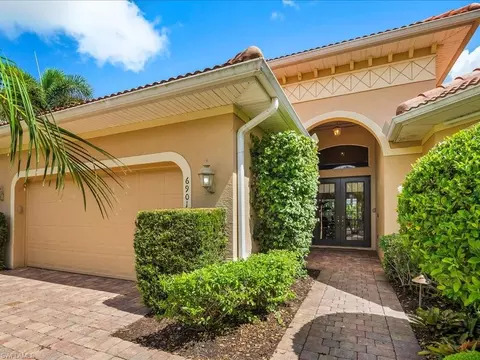 Exterior - 6901 Bent Grass Dr, Naples, FL 34113 photo 3 of 13