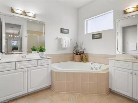 Bath - 6901 Bent Grass Dr, Naples, FL 34113 photo 1 of 3