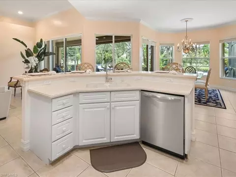 Kitchen - 6901 Bent Grass Dr, Naples, FL 34113 photo 3 of 4