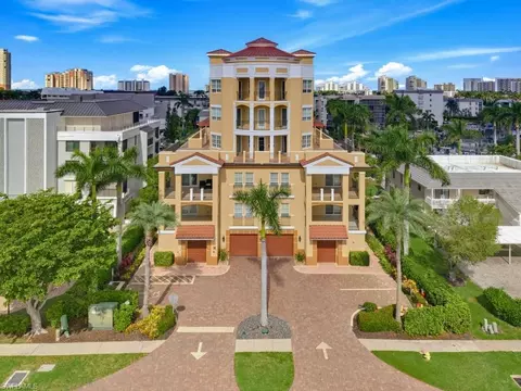 908 Panama Ct #405, Marco Island, FL 34145