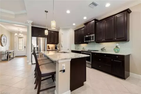 Kitchen - 3557 Canopy Cir, Naples, FL 34120 photo 4 of 7