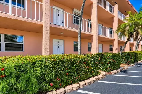 Exterior - 170 Turtle Lake Ct #109, Naples, FL 34105 photo 3 of 8