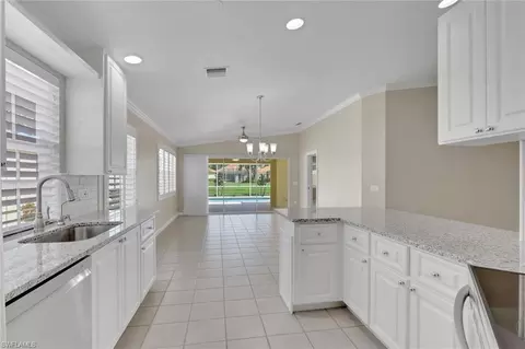 Kitchen - 4577 Pasadena Ct, Naples, FL 34109 photo 4 of 4