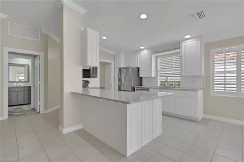 Kitchen - 4577 Pasadena Ct, Naples, FL 34109 photo 3 of 4