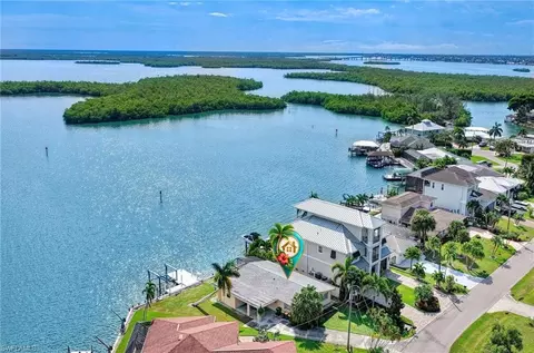 View/Area - 129 Pago Pago Dr E, Naples, FL 34113 photo 2 of 10