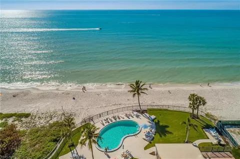 1717 Gulf Shore Blvd N #101, Naples, FL 34102