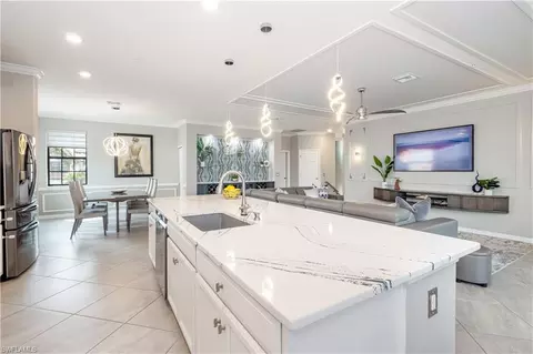 12036 Hawthorn Lake Dr #202, Fort Myers, FL 33913
