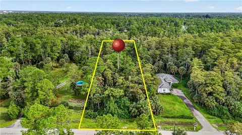 22 Nd Ave NE, Naples, FL 34120