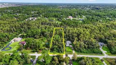 22 Nd Ave NE, Naples, FL 34120 photo 3
