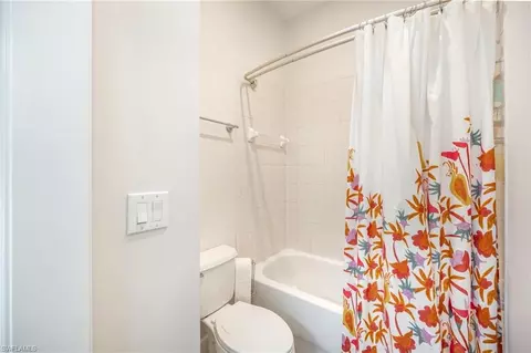 Bath - 9049 Bronco Ct, Naples, FL 34113 photo 2 of 3
