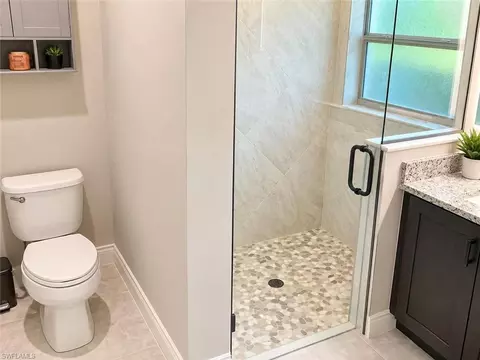 Bath - 2982 2nd St NE, Naples, FL 34120 photo 5 of 5