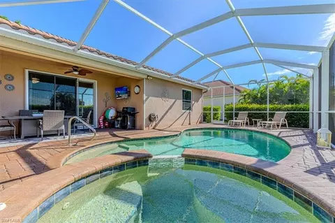 Exterior - 14510 Lanier Ct, Naples, FL 34114 photo 5 of 10