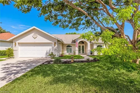 590 Lambton Ln, Naples, FL 34104