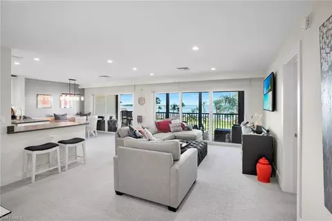 1080 S Collier Blvd #404, Marco Island, FL 34145