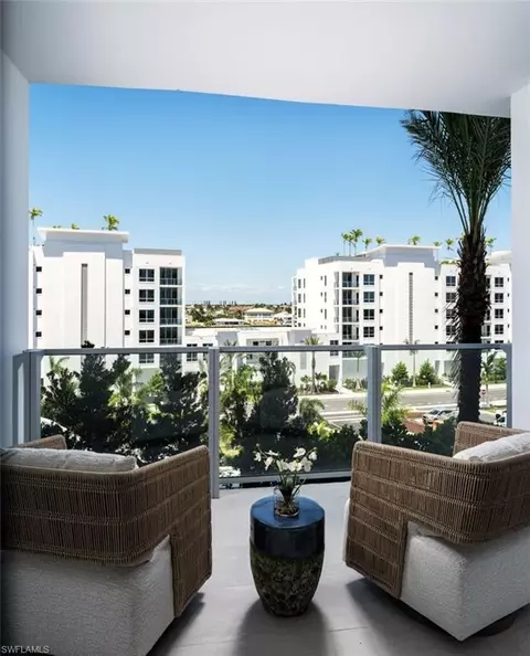 Exterior - 125 One Naples Way #402, Naples, FL 34108 photo 3 of 5