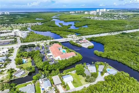 182 Cocohatchee Blvd, Naples, FL 34110 photo 7