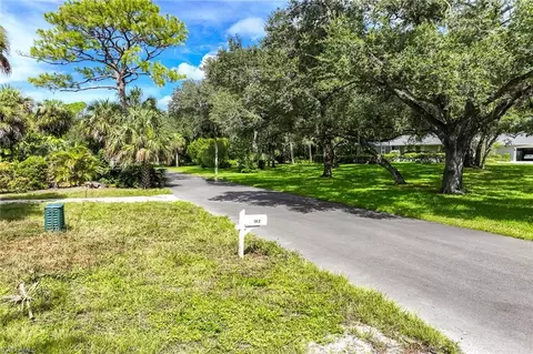 182 Cocohatchee Blvd, Naples, FL 34110 photo 10