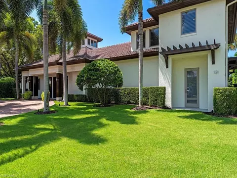 Exterior - 131 3rd St N, Naples, FL 34102 photo 5 of 5