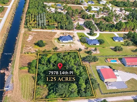 7978 14th Pl, Labelle, FL 33935 photo 2