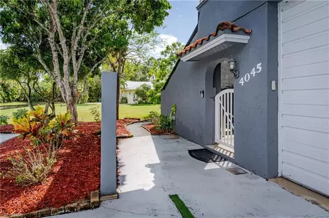 Exterior - 4045 Skyway Dr, Naples, FL 34112 photo 2 of 12