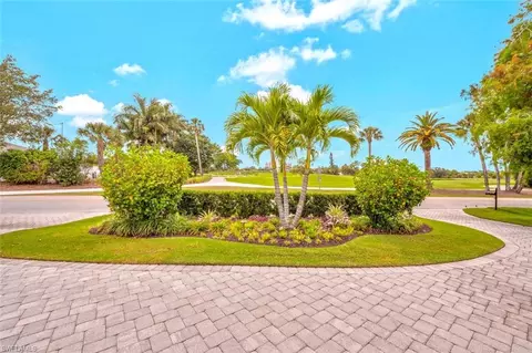 Exterior - 200 Burning Tree Dr, Naples, FL 34105 photo 10 of 11