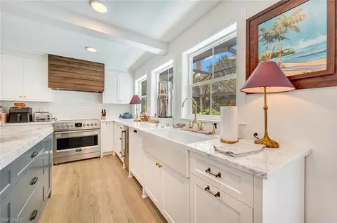 Kitchen - 200 Burning Tree Dr, Naples, FL 34105 photo 5 of 5
