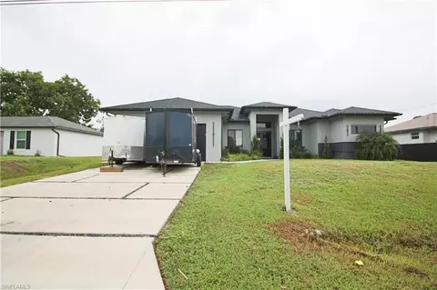 3902 4th St SW, Lehigh Acres, FL 33976