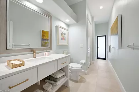 Bath - 11569 Longshore Way E, Naples, FL 34119 photo 1 of 3