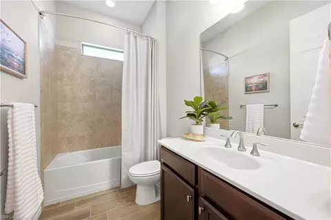 Bath - 1435 Mockingbird Dr, Naples, FL 34120 photo 3 of 5