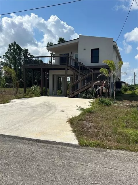 3305 20th St SW, Lehigh Acres, FL 33976