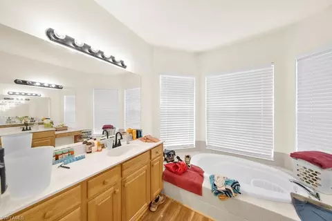 Bath - 3693 Recreation Ln, Naples, FL 34116 photo 4 of 4