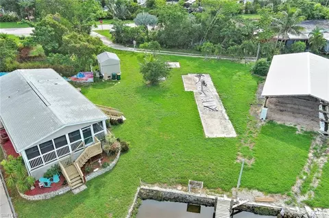 1245 S Lopez Ln, Chokoloskee, FL 34138