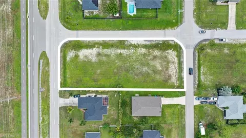 2114 Kismet Pkwy W, Cape Coral, FL 33993