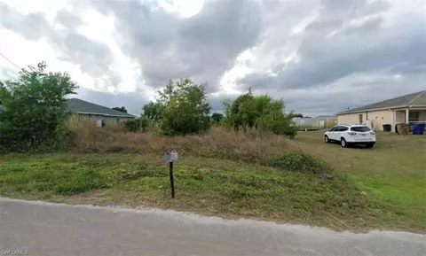 1126 Gordon Ave S, Lehigh Acres, FL 33973