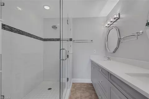 Bath - 848 Marblehead Dr, Naples, FL 34104 photo 2 of 3