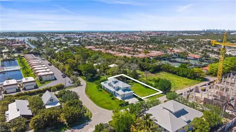 1972 Frederick St, Naples, FL 34112