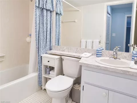 Bath - 1990 Bald Eagle Dr #A, Naples, FL 34105 photo 1 of 3