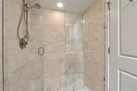 Bath - 666 3rd St S #202, Naples, FL 34102 photo 2 of 3