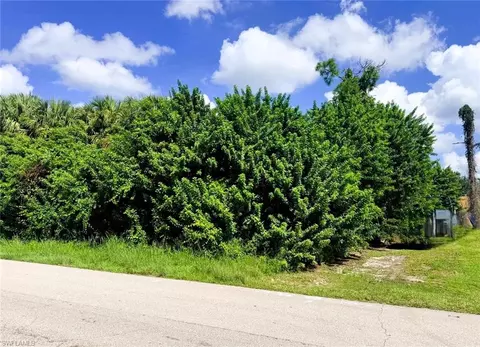 105 E 5th St, Lehigh Acres, FL 33972 photo 5