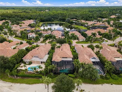 View/Area - 14850 Bellezza Ln, Naples, FL 34110 photo 2 of 7