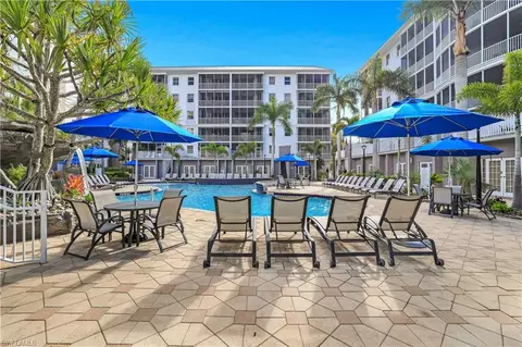 Exterior - 400 Flagship Dr #1206, Naples, FL 34108 photo 10 of 11