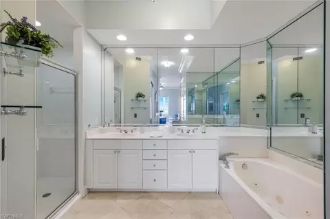 Bath - 400 Flagship Dr #1206, Naples, FL 34108 photo 1 of 3