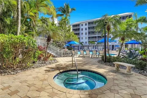 Exterior - 400 Flagship Dr #1206, Naples, FL 34108 photo 9 of 11